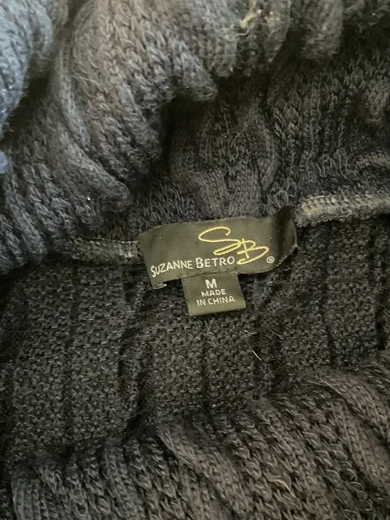 Sweater - Picture 2 of 2